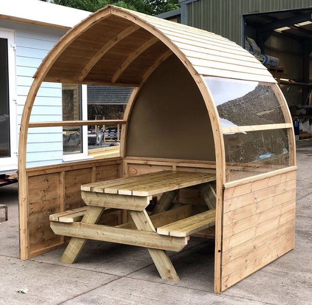 Pub/Garden pods